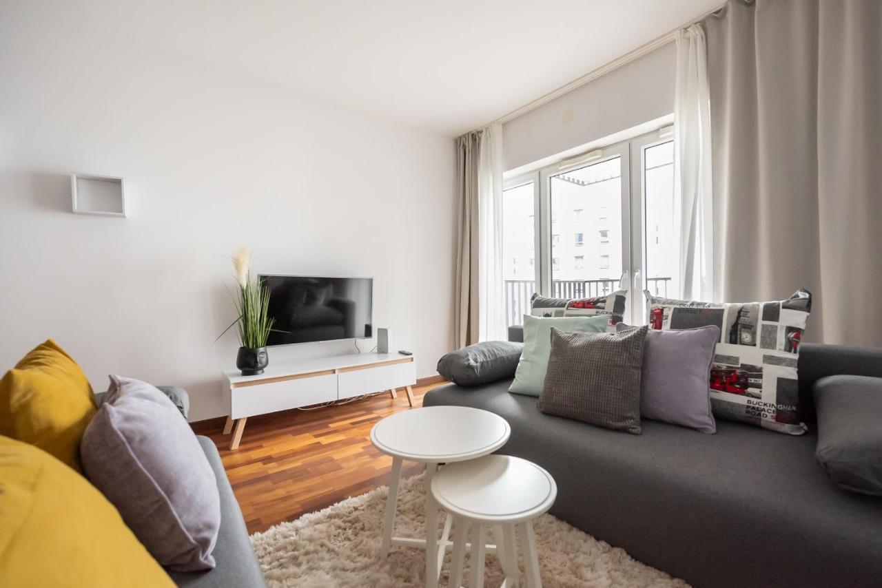Wola Sunset Apartment Free Parking Warsaw Exterior photo