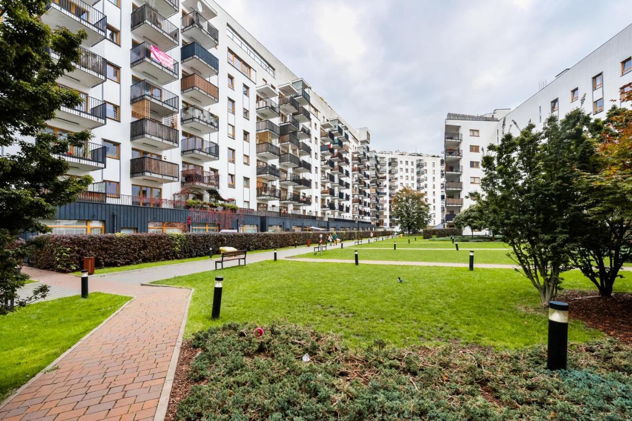 Wola Sunset Apartment Free Parking Warsaw Exterior photo